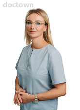Искровская Александра Алексеевна