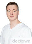Устин Максим Николаевич
